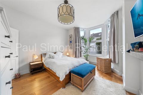 74 Raleigh Road, London, N8 0JA