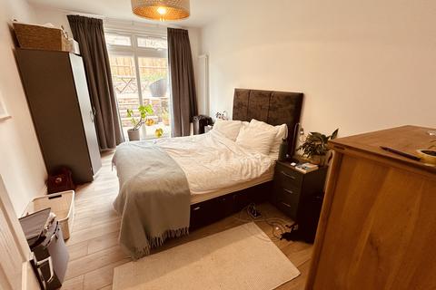2 bedroom flat to rent, Harberton Road, London N19