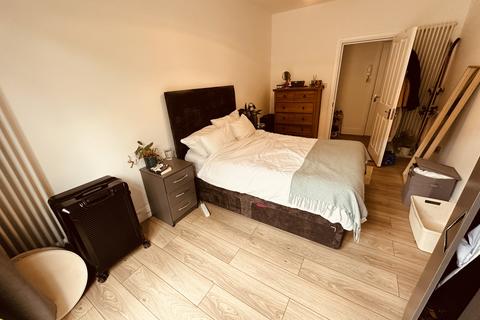 2 bedroom flat to rent, Harberton Road, London N19