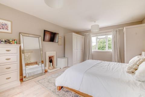 Gilchrist Grange Lane, Alvechurch, Birmingham, B48 7DJ