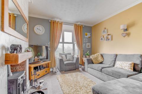 3 bedroom terraced house for sale, Station Road, Studley, Warwickshire, B80