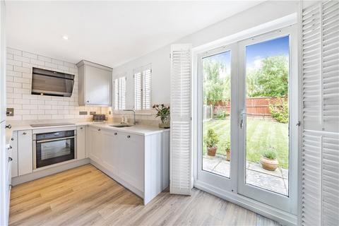 3 bedroom end of terrace house for sale, Napier Court, Somertrees Avenue, London