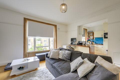 1 bedroom flat for sale, Manor Park, Hither Green, London, SE13