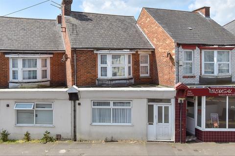 1 bedroom ground floor flat for sale, Canterbury Road, Folkestone, Kent