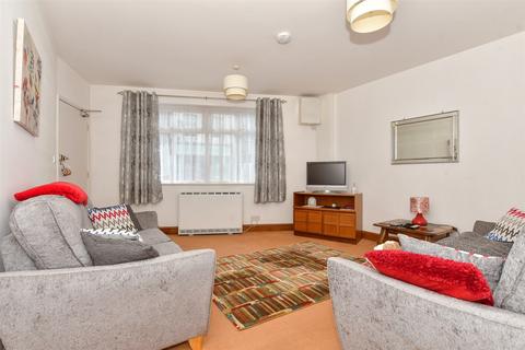 1 bedroom ground floor flat for sale, Canterbury Road, Folkestone, Kent