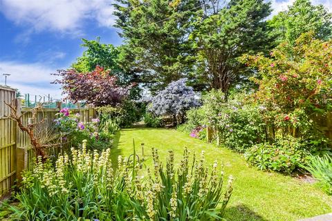 1 bedroom ground floor flat for sale, Canterbury Road, Folkestone, Kent