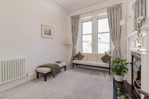 2 bedroom flat for sale, 33/8 Comely Bank Place, Comely Bank, Edinburgh, EH4 1ER