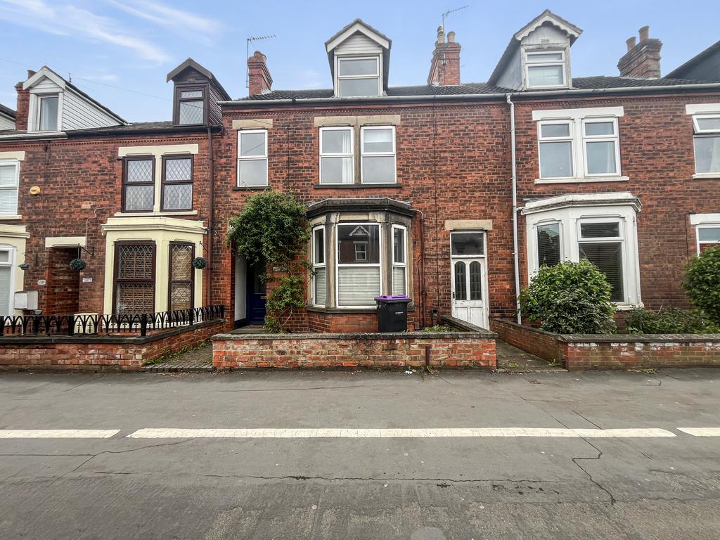 Harlaxton Road, Grantham, NG31 7AG 5 bed terraced house for sale £230,000