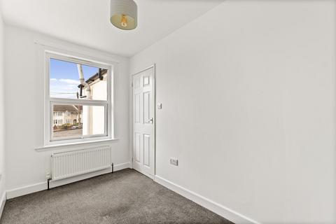 1 Glenfield Road, Dover, CT16 2AL