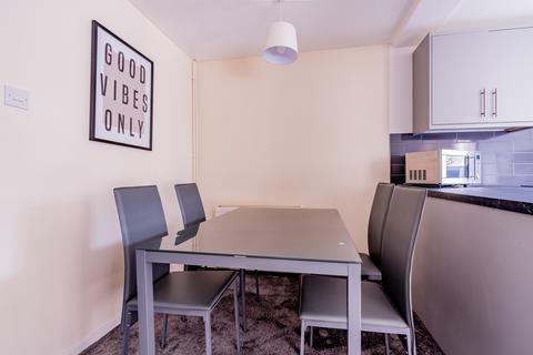 17 Deans Mead, Bristol, BS11 0QX