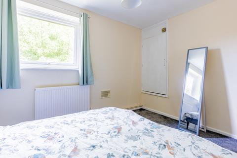 17 Deans Mead, Bristol, BS11 0QX