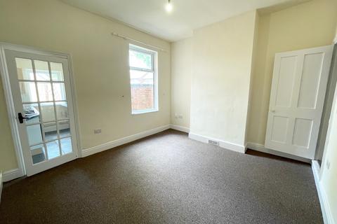 2 bedroom terraced house to rent, Woods Lane, Derby, Derby, DE22