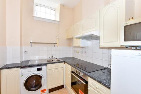 2 bedroom ground floor flat for sale, Southdowns Park, Haywards Heath, West Sussex