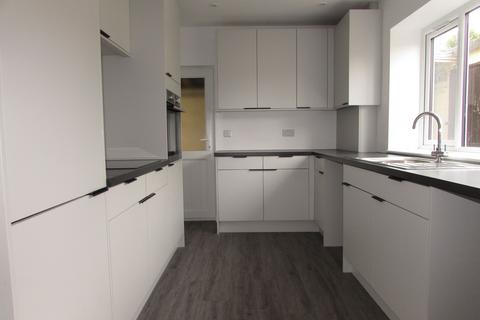 20 Staithes Road, Manchester, M22 0HD