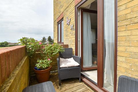 4 bedroom end of terrace house for sale, Clayfields, Peacehaven, East Sussex
