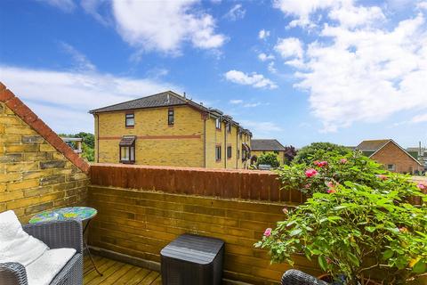 10 Clayfields, Peacehaven, BN10 7PB