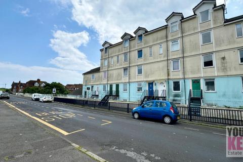 1 bedroom flat for sale, Eastcliffe Heights, Radnor Bridge, Folkestone, Kent CT20