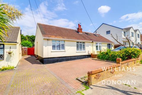 2 bedroom semi-detached bungalow for sale, Chesterfield Avenue, Benfleet