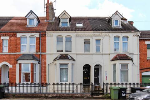 4 bedroom terraced house for sale, Knox Road, Wellingborough NN8