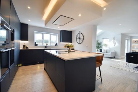 4 bedroom detached house for sale, Kenwick View, Louth LN11 8GN