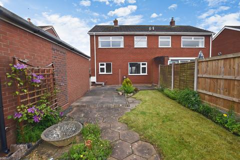 3 bedroom semi-detached house for sale, Farcroft Drive, Market Drayton