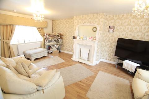 3 bedroom terraced house for sale, 37 Tan Yr Allt