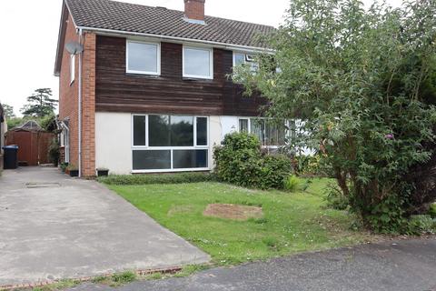 3 bedroom semi-detached house to rent, Barton Close, Addlestone KT15