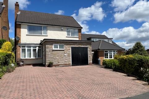 4 bedroom detached house for sale, Lawnswood Avenue, Burntwood