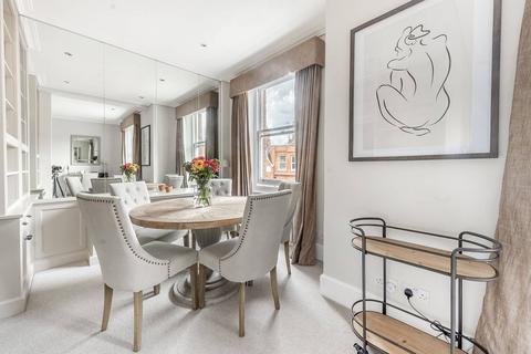 2 bedroom flat to rent, Egerton Gardens, Knightsbridge, London, SW3