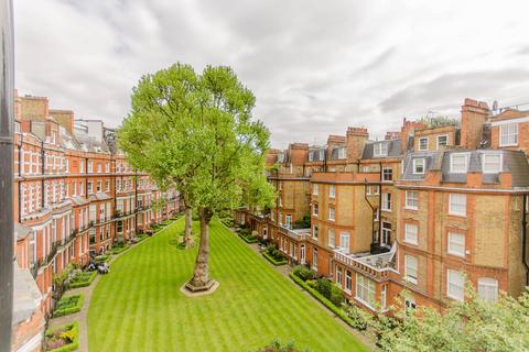 2 bedroom flat to rent, Egerton Gardens, Knightsbridge, London, SW3