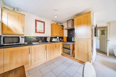 2 bedroom apartment for sale, Vicarage Hill, Alton