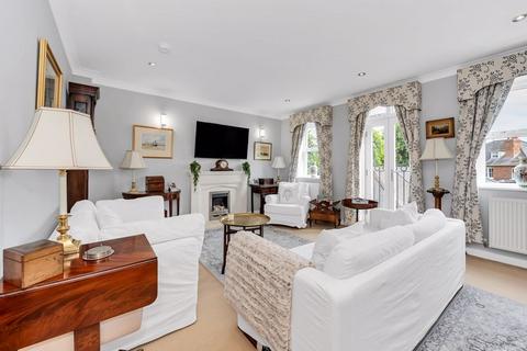 4 bedroom townhouse for sale, Stephensons Place, Bury St. Edmunds