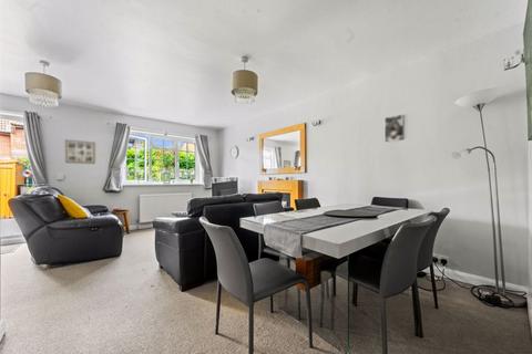 4 bedroom semi-detached house for sale, Hilldale Road, Sutton