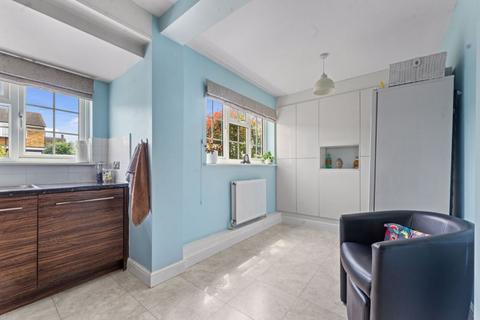 6 Hilldale Road, Cheam, Sutton, SM1 2JB