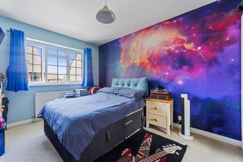 6 Hilldale Road, Cheam, Sutton, SM1 2JB