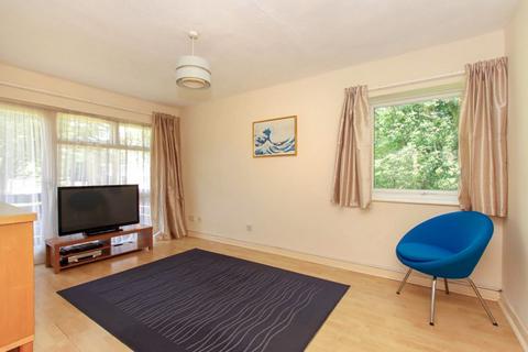 1 bedroom flat for sale, Fern Drive, Hemel Hempstead