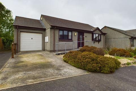 2 bedroom detached bungalow for sale, Pool - Chain free sale
