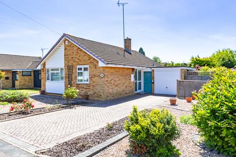 2 bedroom bungalow for sale, Sussex Gardens, Hucclecote, Gloucester