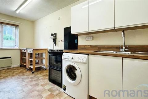 2 bedroom apartment for sale, Cherry Lodge, St. Georges Road East, Aldershot