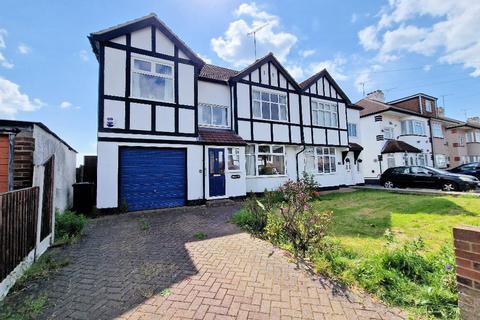 4 bedroom semi-detached house for sale, Beverley Gardens, Southend on Sea, Essex, SS2 6RS