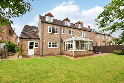 6 bedroom detached house for sale, East Ferry Road, Wildsworth, DN21