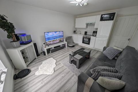 1 bedroom flat for sale, Tavistock Court, Nottingham, NG5 2EH