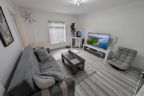 1 bedroom flat for sale, Tavistock Court, Nottingham, NG5 2EH