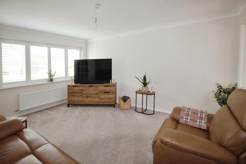 25 Crowson Way, Deeping St James, Peterborough, PE6 8EY
