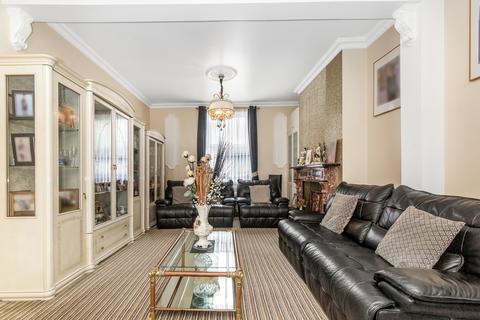 6 bedroom semi-detached house for sale, Knights Hill, London, SE27