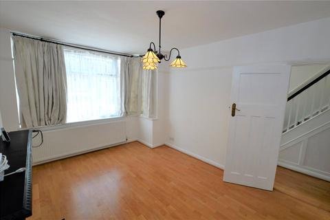 3 bedroom semi-detached house to rent, Malden Avenue, London, SE25