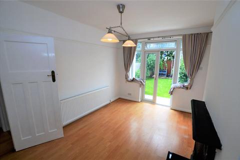 3 bedroom semi-detached house to rent, Malden Avenue, London, SE25