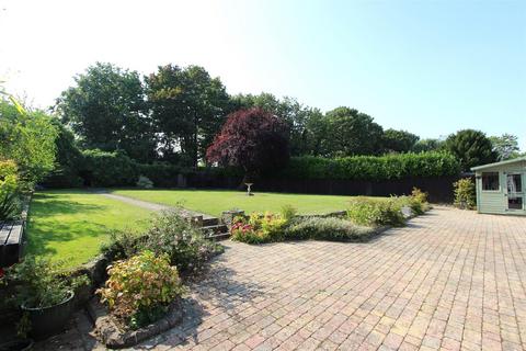 5 bedroom detached house for sale, Banstead Road, Banstead