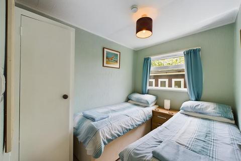 2 bedroom chalet for sale, Overstrand Road, Cromer