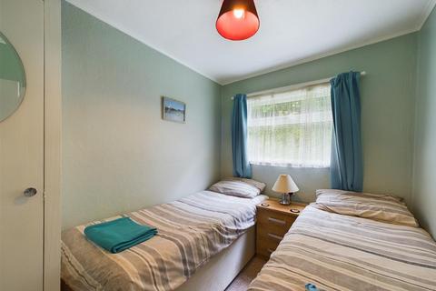 2 bedroom chalet for sale, Overstrand Road, Cromer